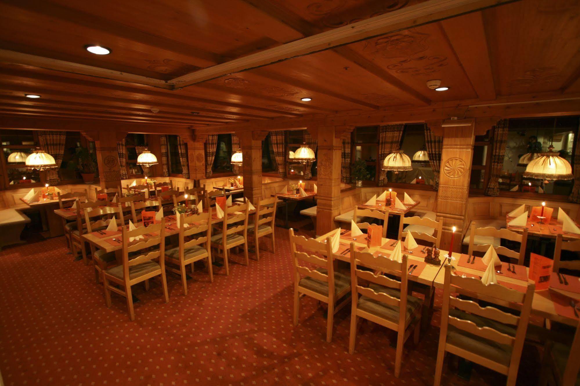 T3 Hotel Surpunt Флимс Екстериор снимка