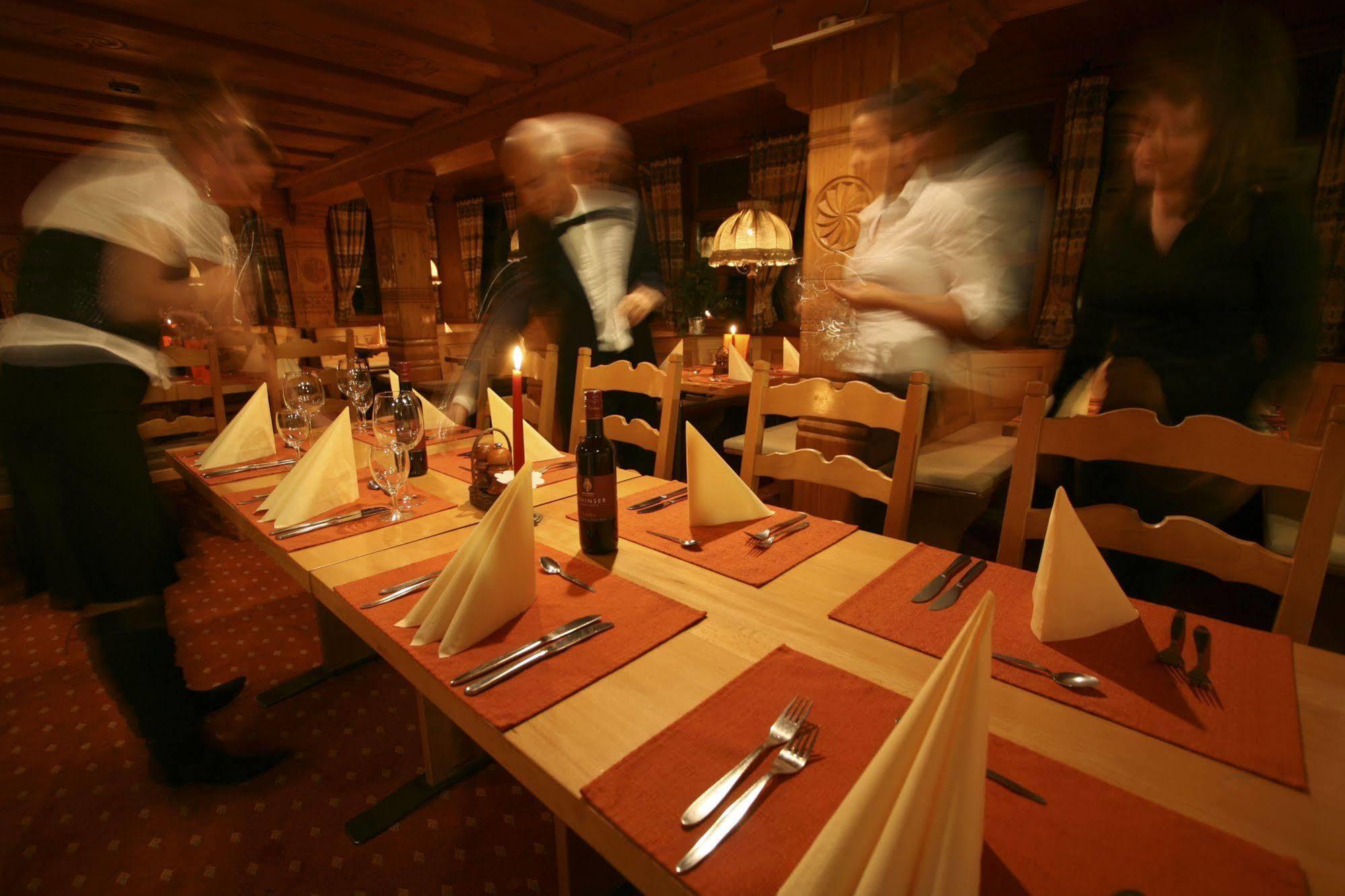 T3 Hotel Surpunt Флимс Екстериор снимка